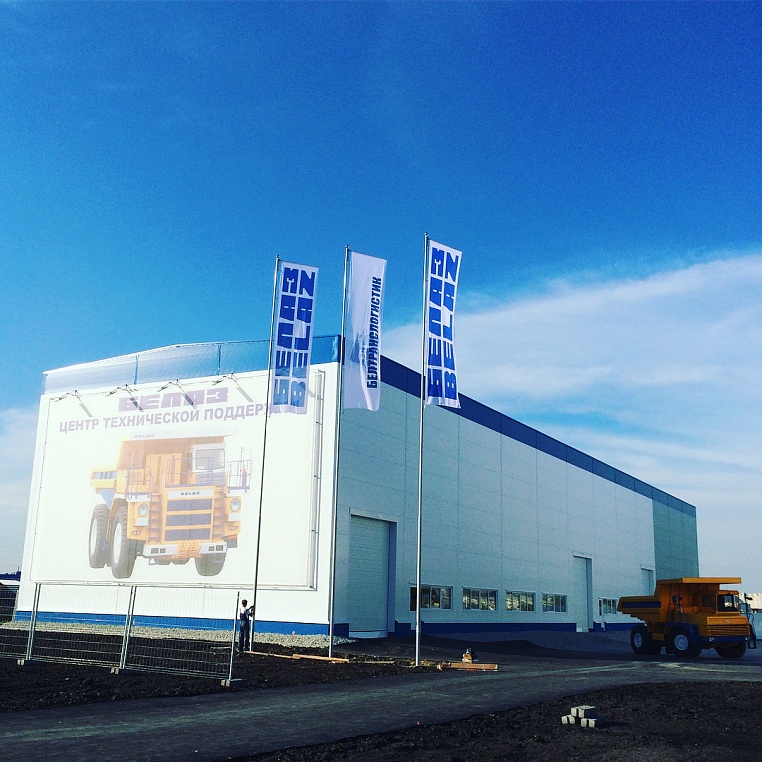 Поставка 14-ти метровых флагштоков Супер Баннер, монтаж. Печать флагов